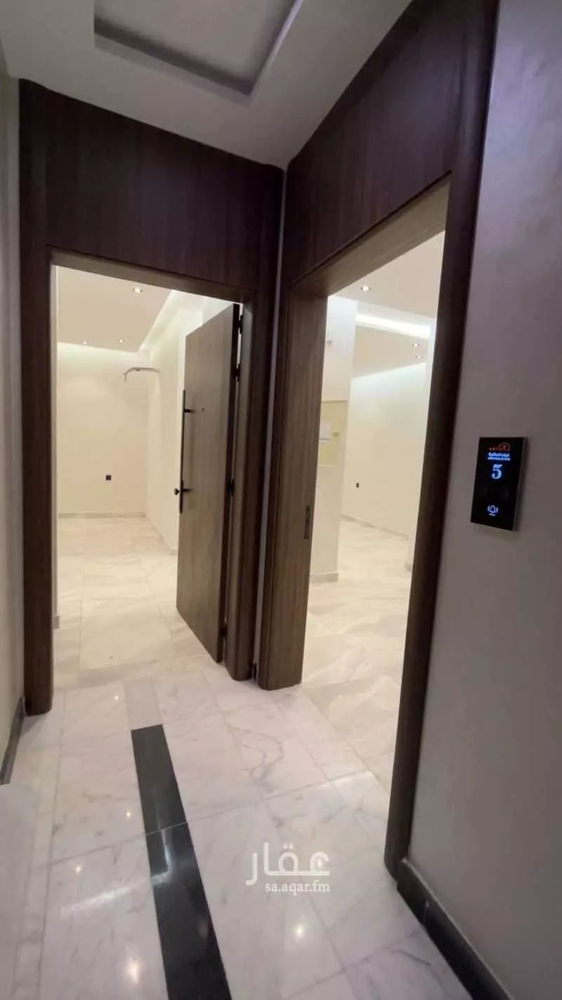 5 bedroom apartment in Al Rehab 17
