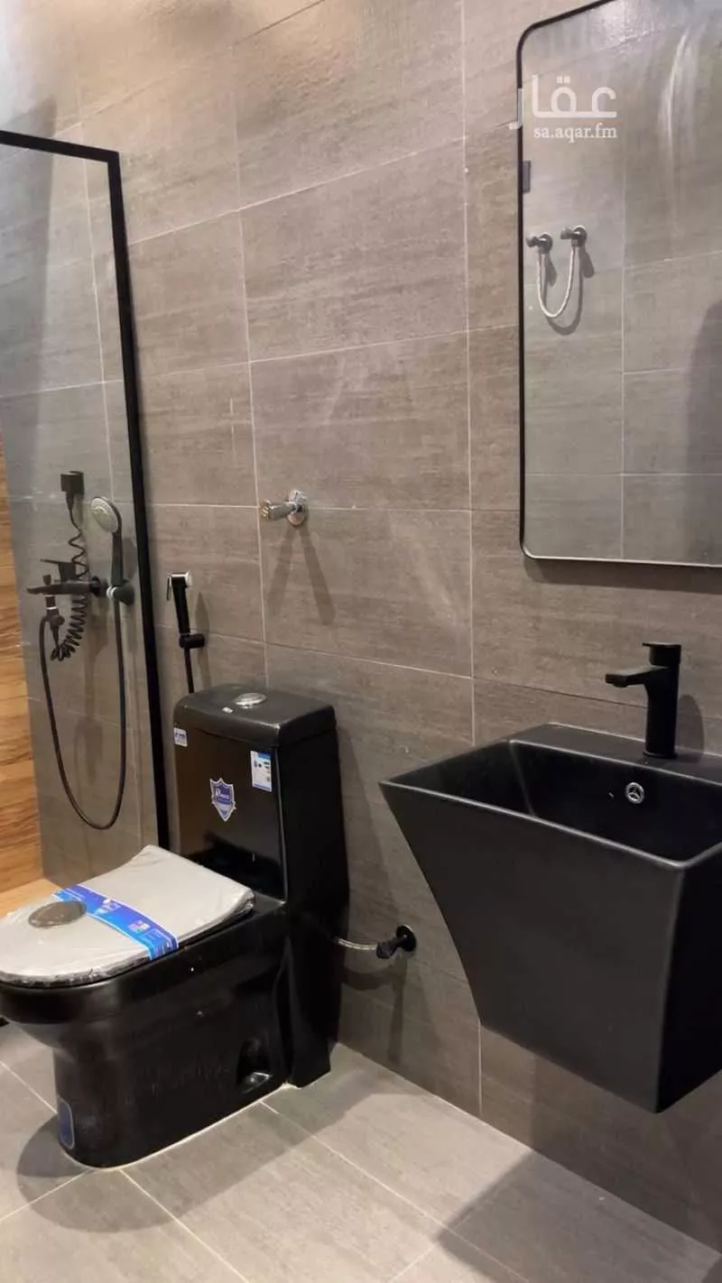 5 bedroom apartment in Al Rehab 4