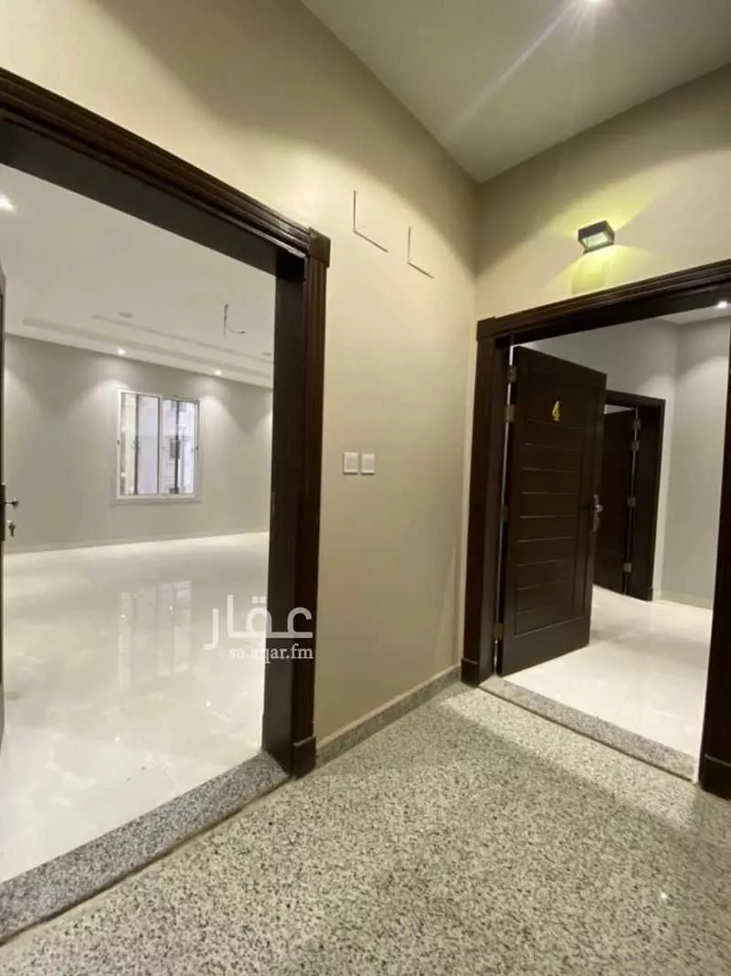 221 sqm building in Muraykh 2
