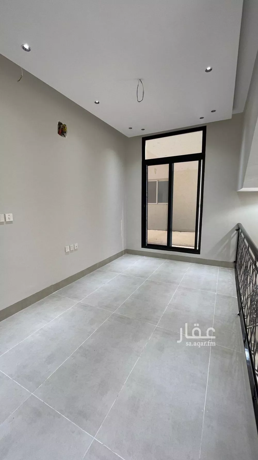 فيلا 6 غرف في الأمواج 16