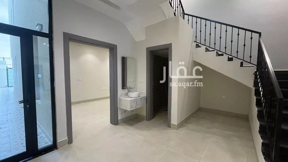 فيلا 6 غرف في الأمواج 40