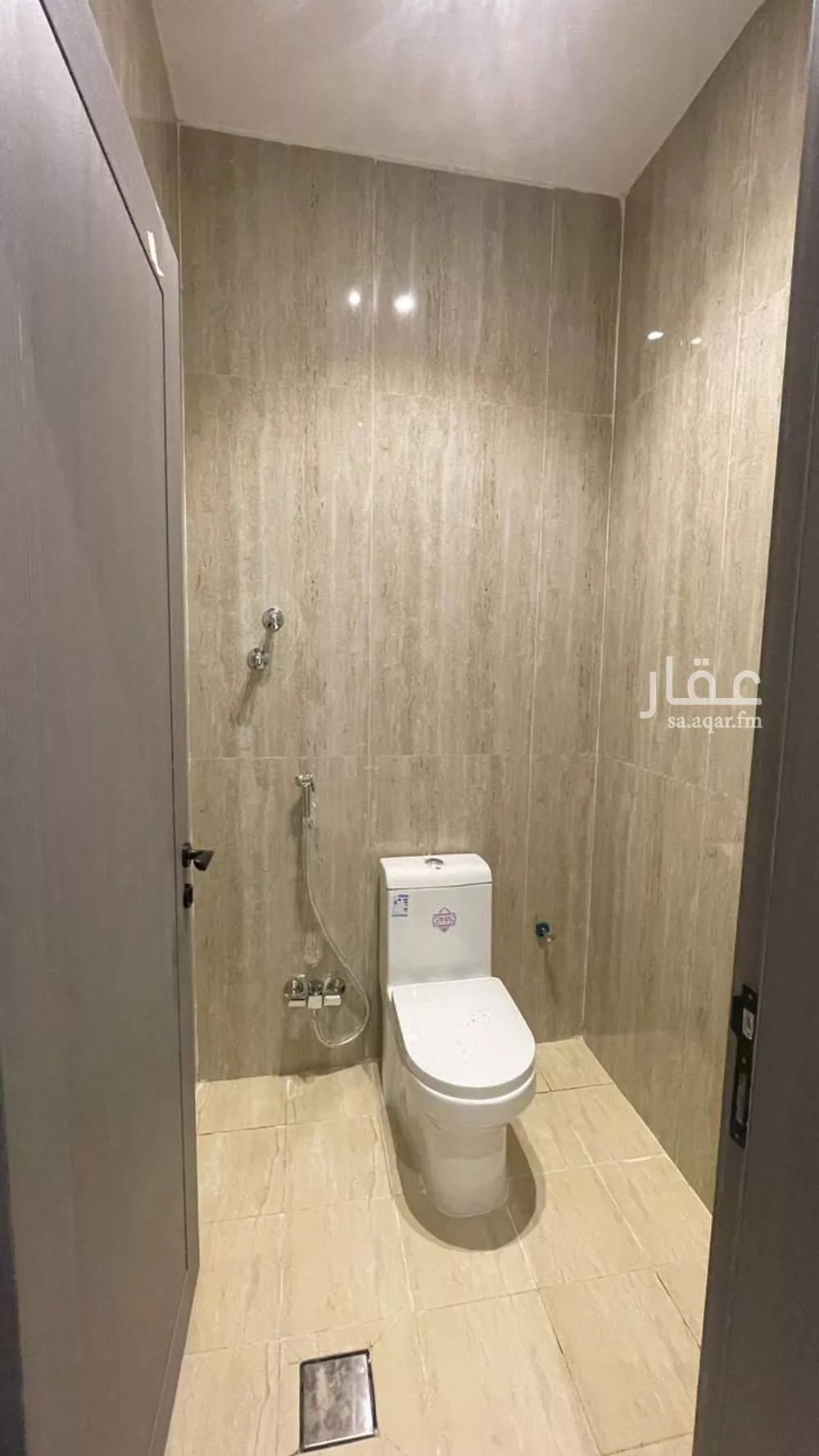 فيلا 6 غرف في الأمواج 43
