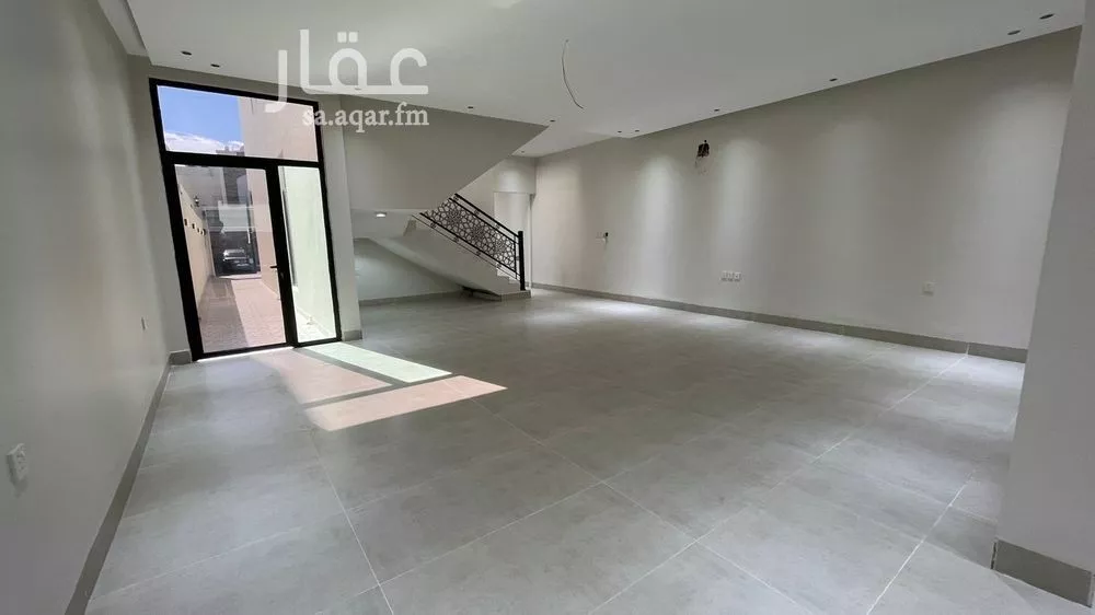 فيلا 6 غرف في الأمواج 6