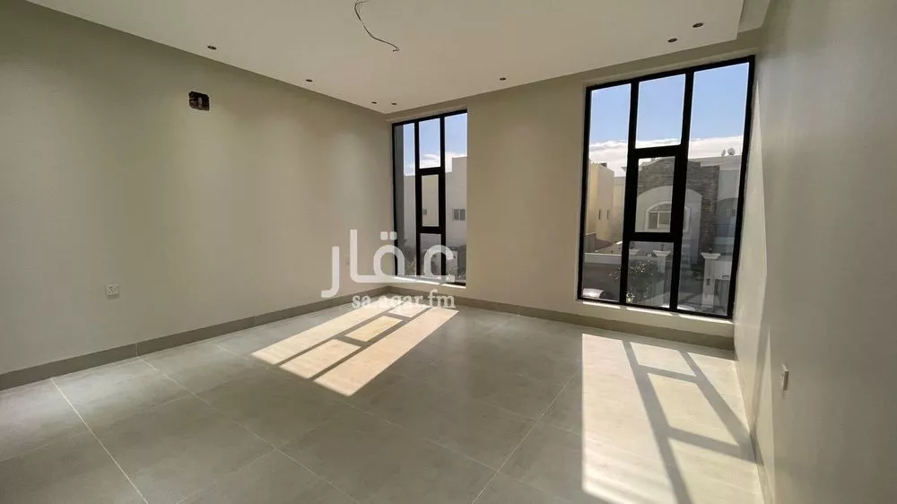 فيلا 6 غرف في الأمواج 9