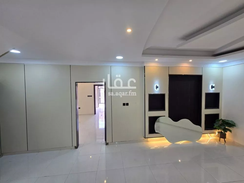 9 bedroom villa in Dahiat King Fahd, Eastern Province 19