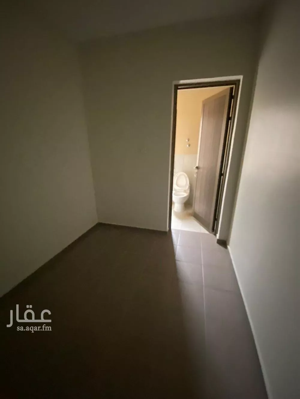 فيلا 8 غرف في البحيرة 14