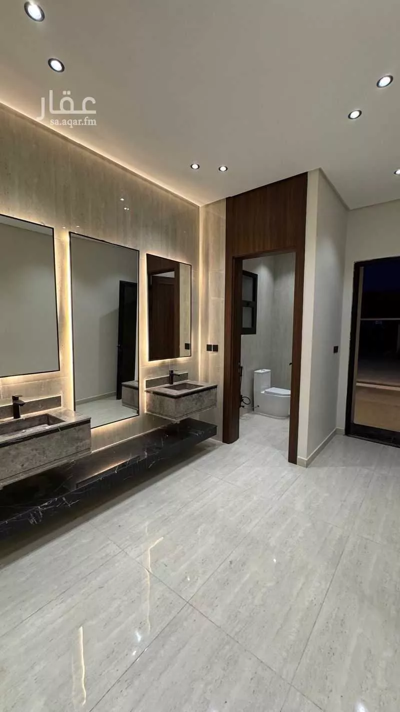 9 bedroom villa in Dahiat King Fahd, Eastern Province 4