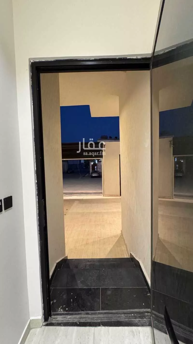 9 bedroom villa in Dahiat King Fahd, Eastern Province 5