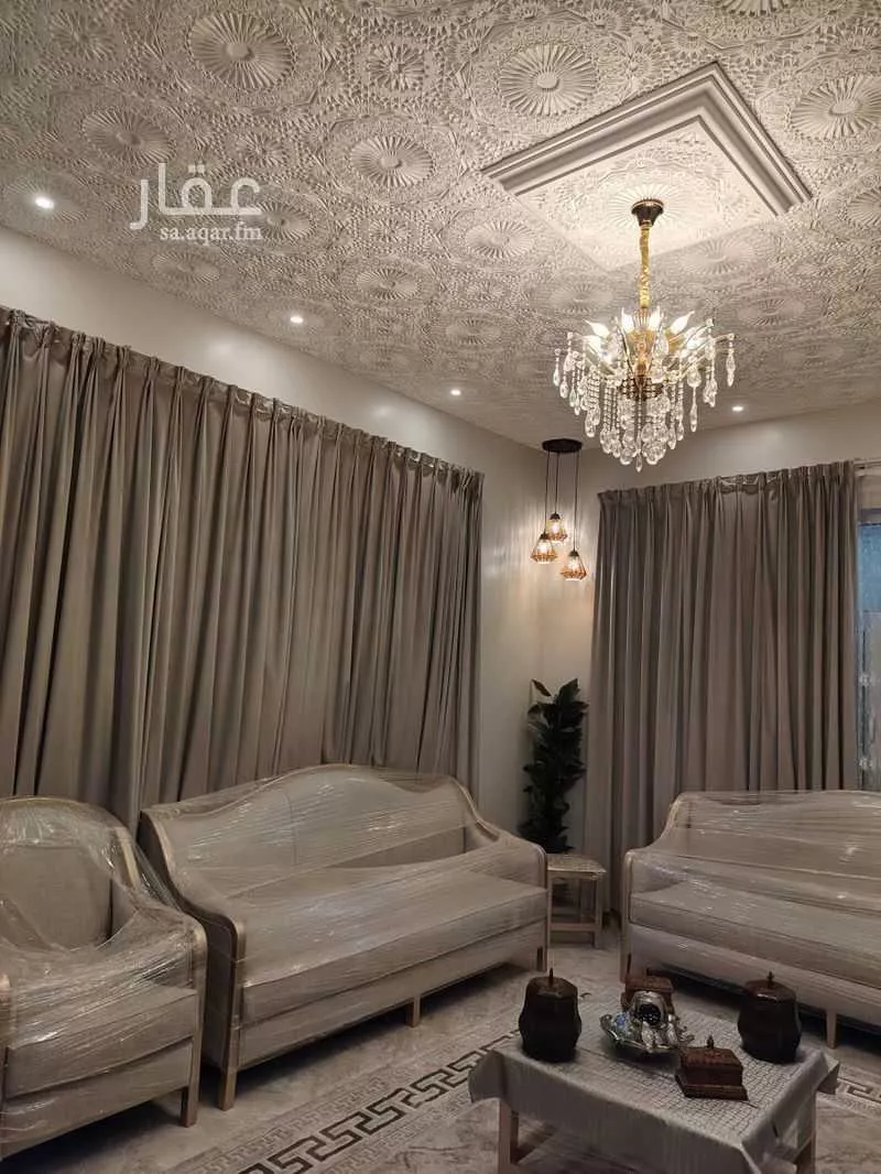 13 bedroom villa in Dahiat King Fahd 20