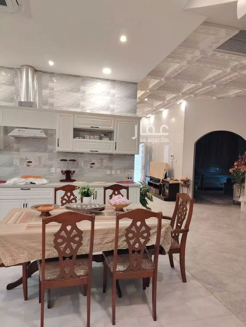 13 bedroom villa in Dahiat King Fahd 24