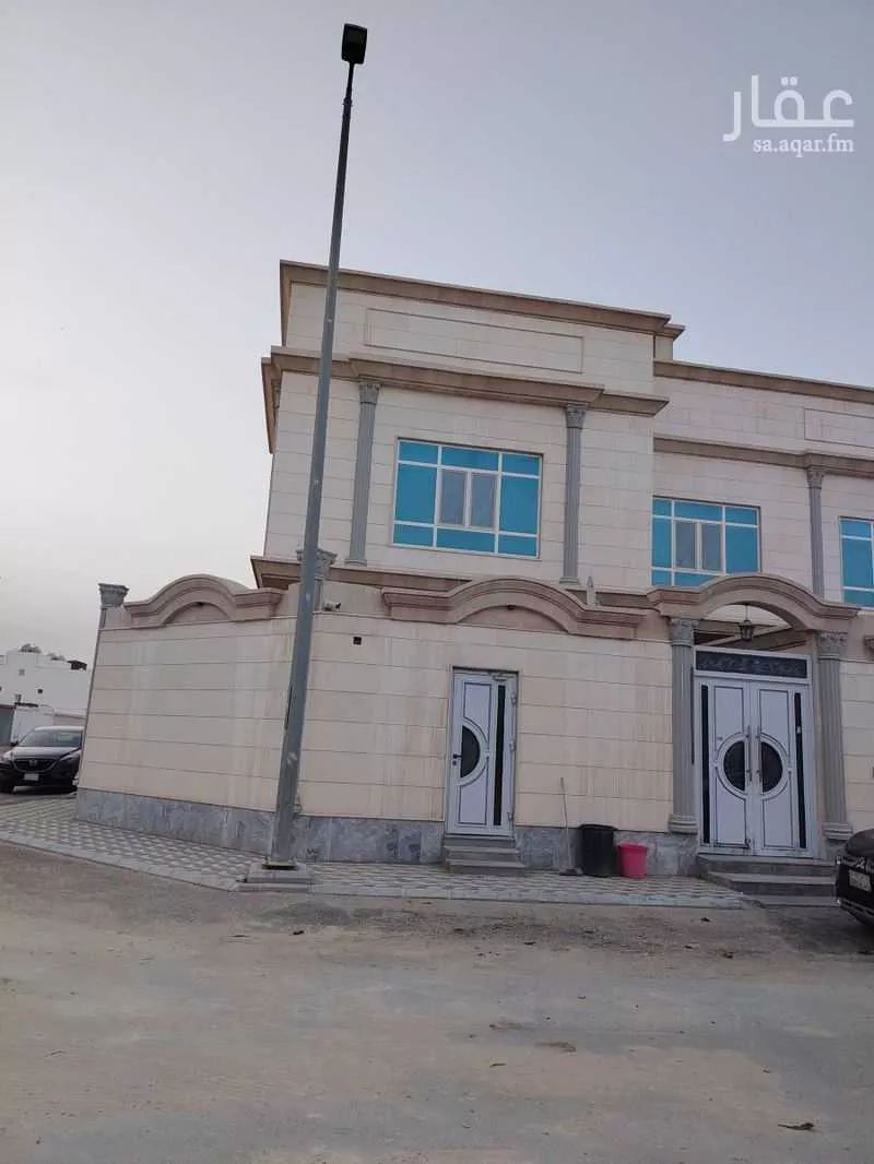 13 bedroom villa in Dahiat King Fahd 5