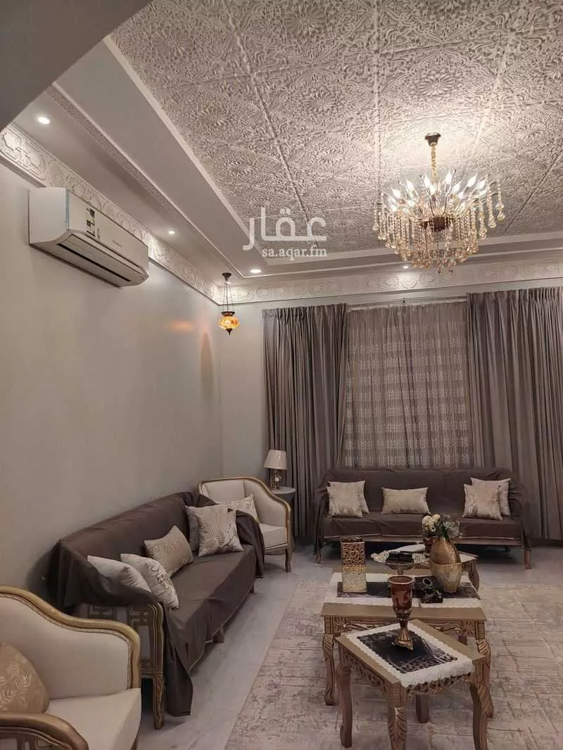 13 bedroom villa in Dahiat King Fahd 6