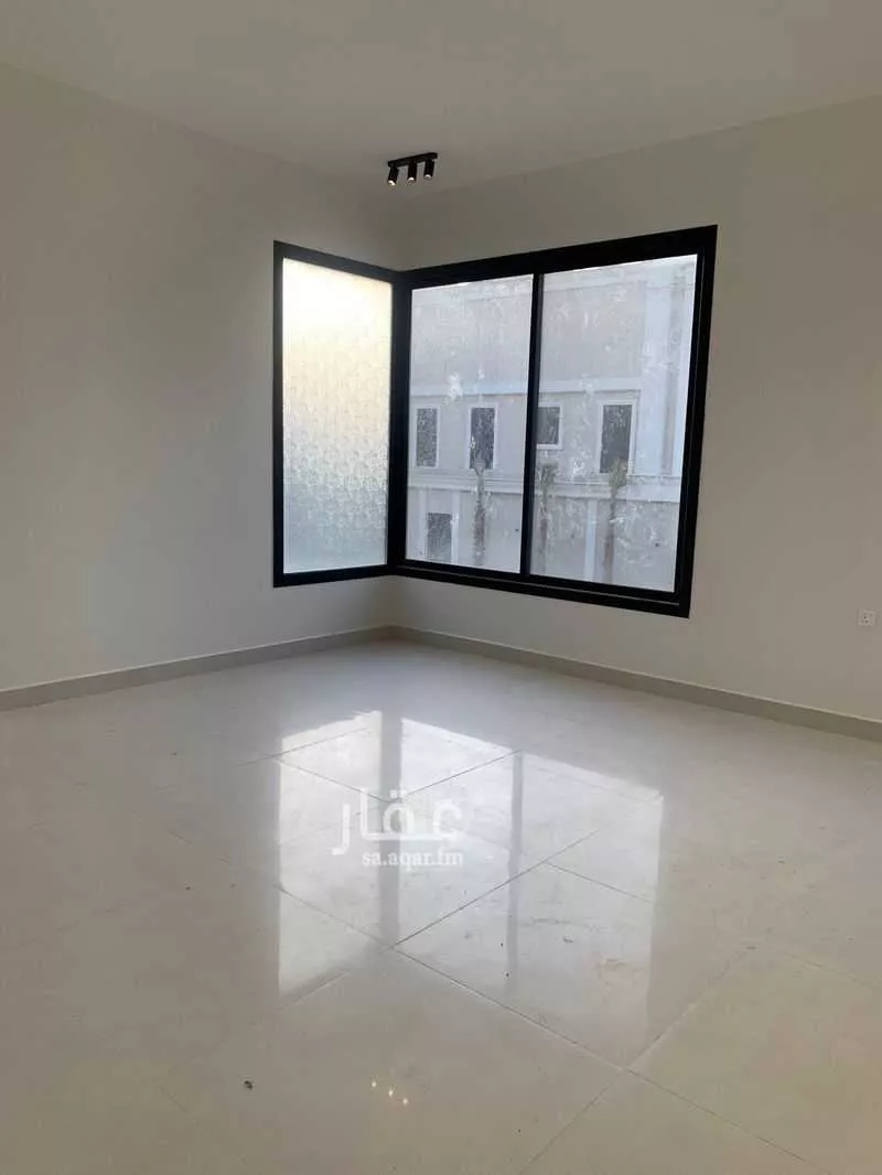 دور 4 غرف في النرجس 13
