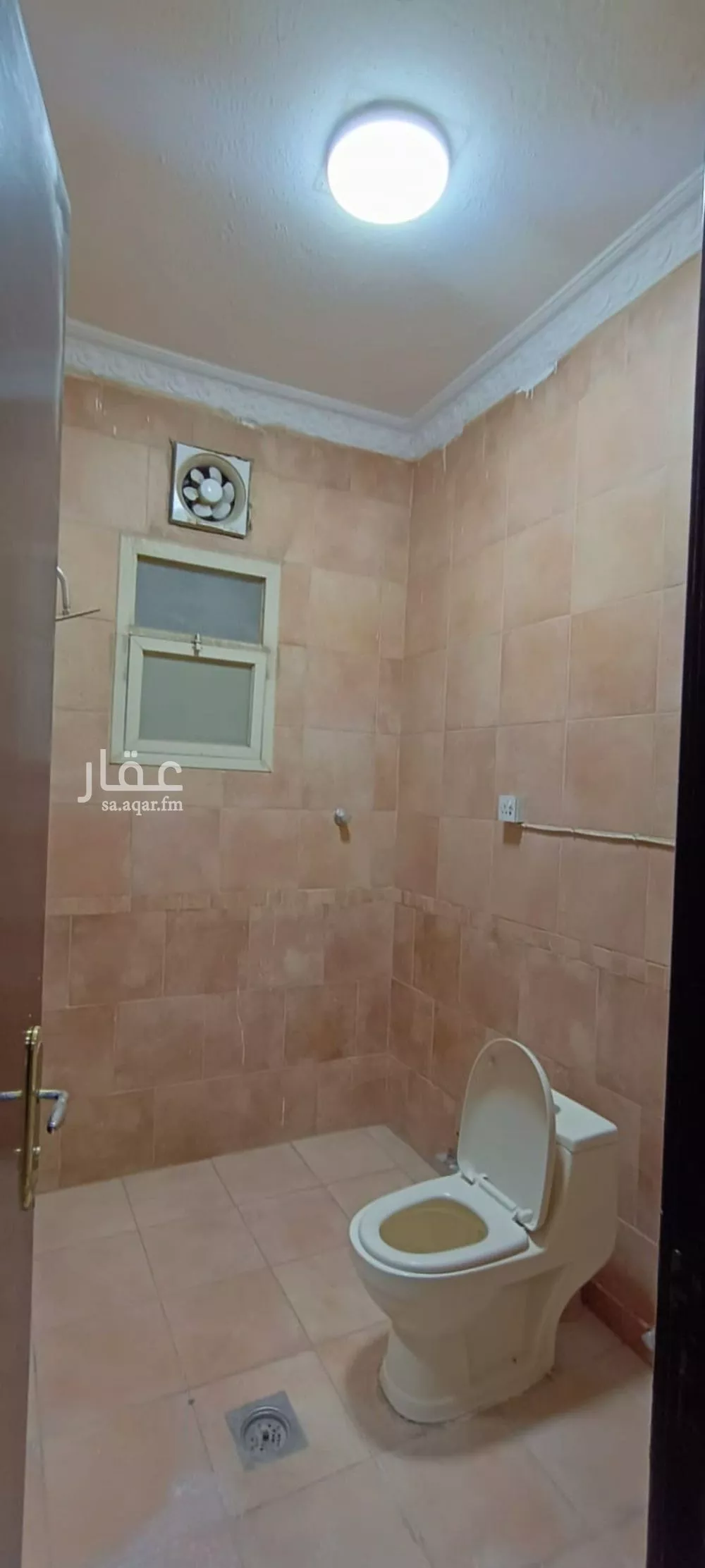 دور 6 غرف في السعادة 5