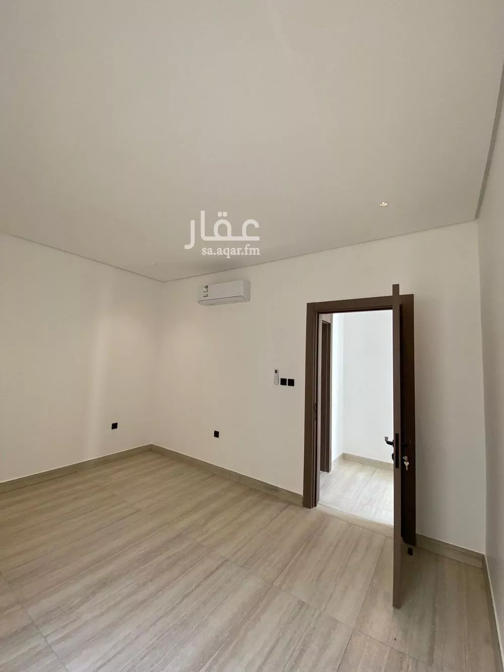 دور 4 غرف في النرجس 10