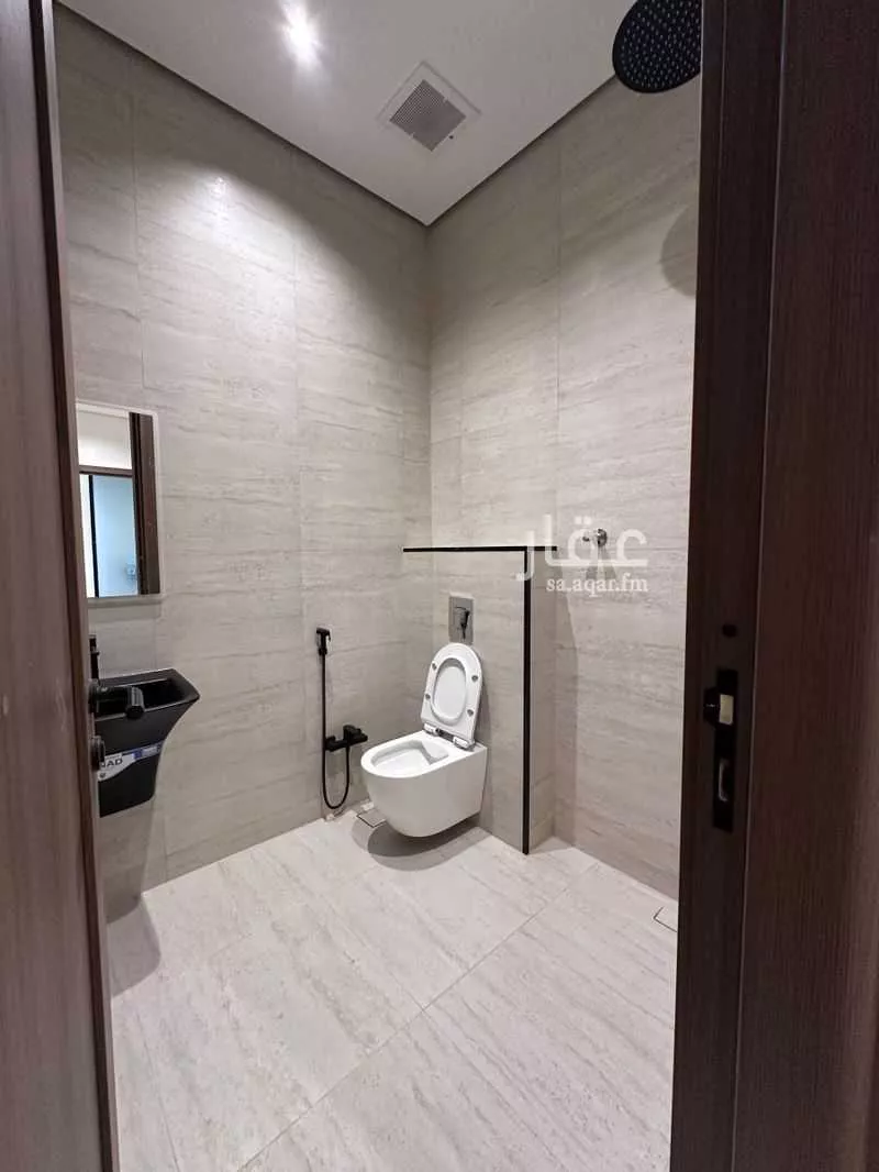3 bedroom apartment in Al Qairawan 11