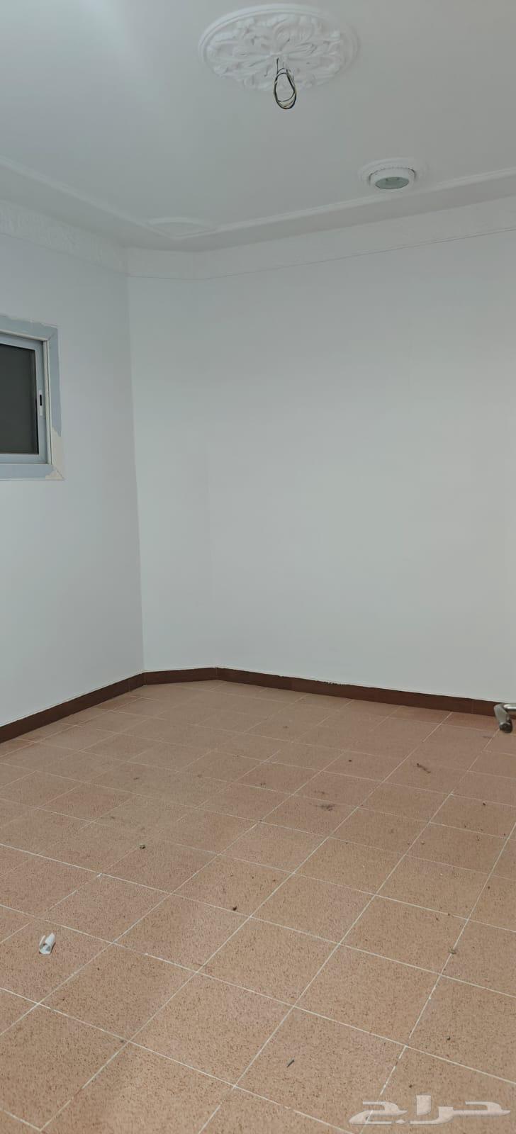 4 bedroom apartment in Dhahrat Laban 9