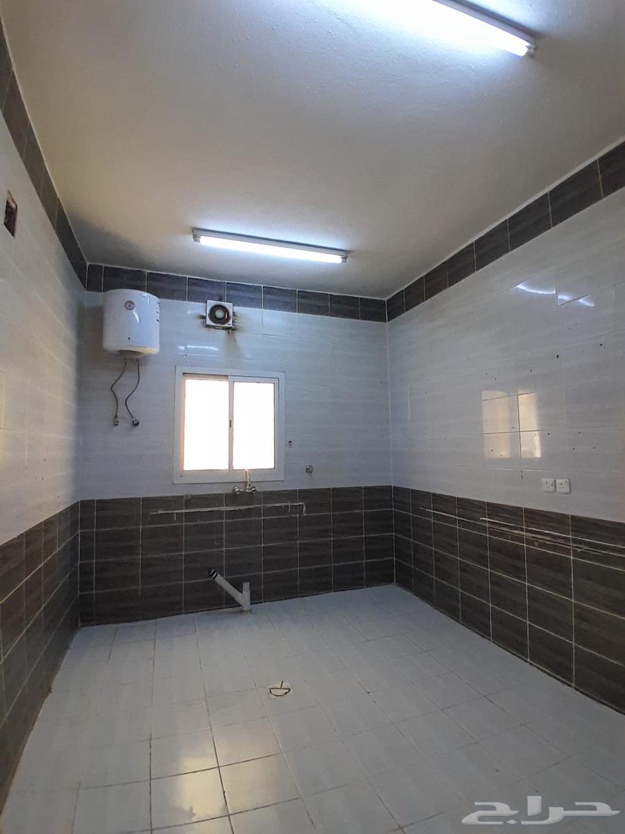 4 bedroom villa in Al Rimal 5