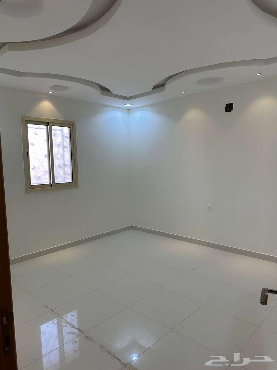 5 bedroom apartment in Dhahrat Laban 11