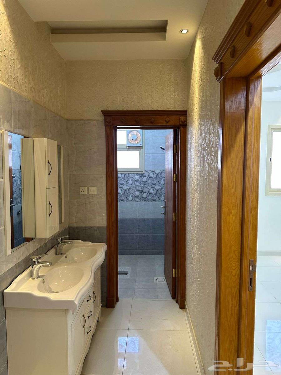 5 bedroom apartment in Dhahrat Laban 4
