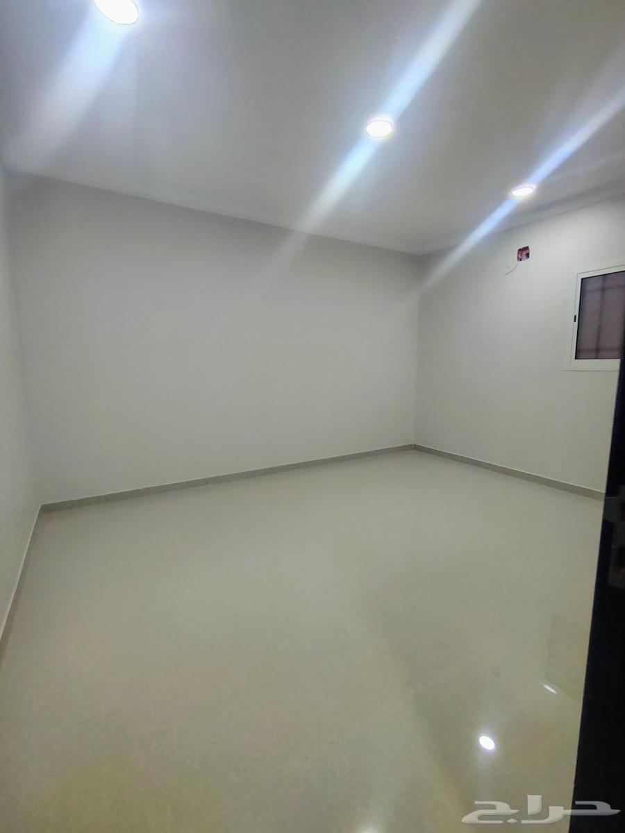 6 bedroom villa in Al Mahdiyyah 3