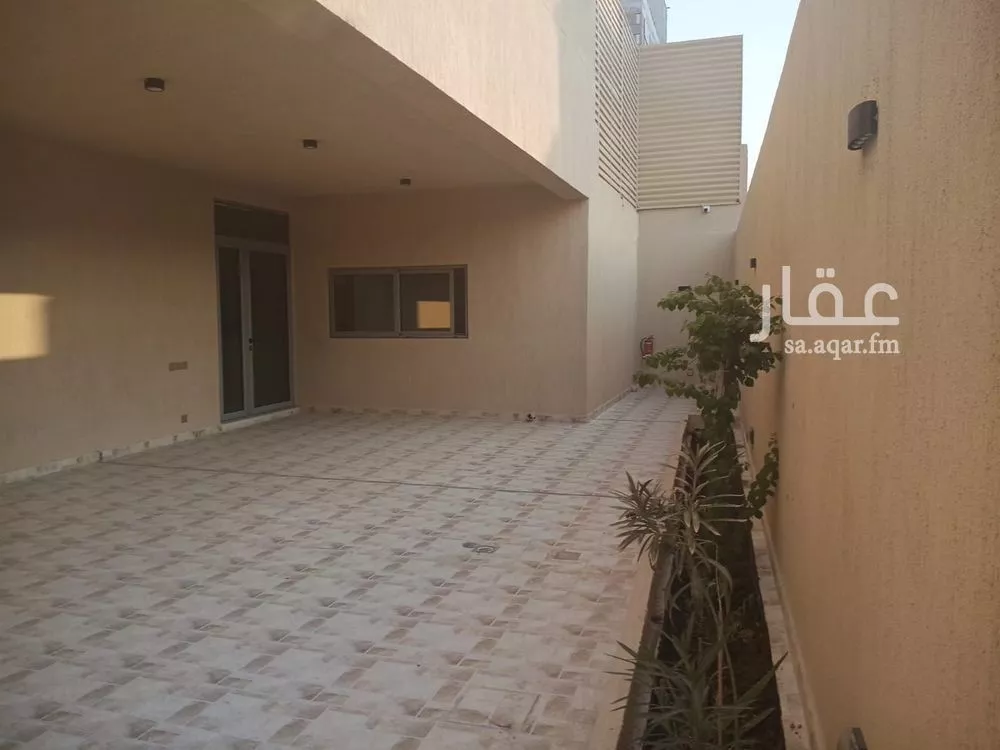 7 bedroom villa in Al Bahr 12