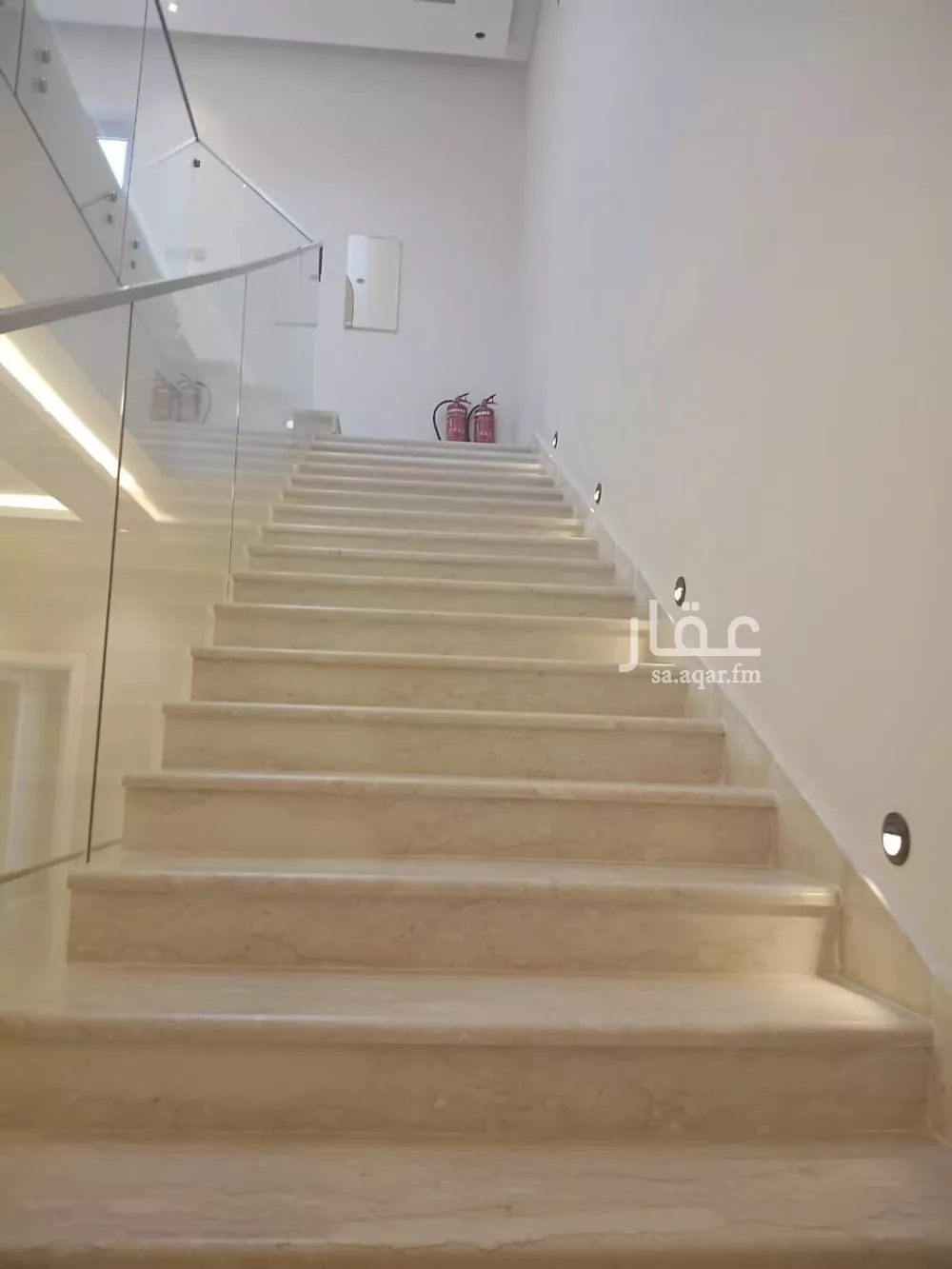 7 bedroom villa in Al Bahr 23