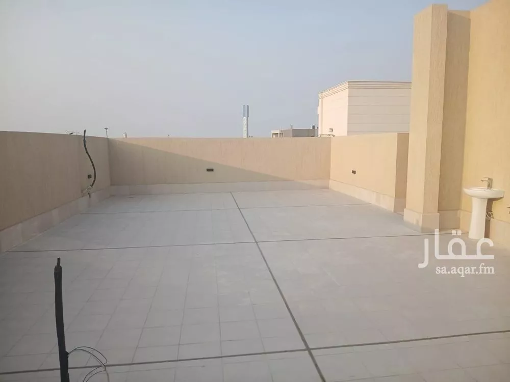 7 bedroom villa in Al Bahr 24