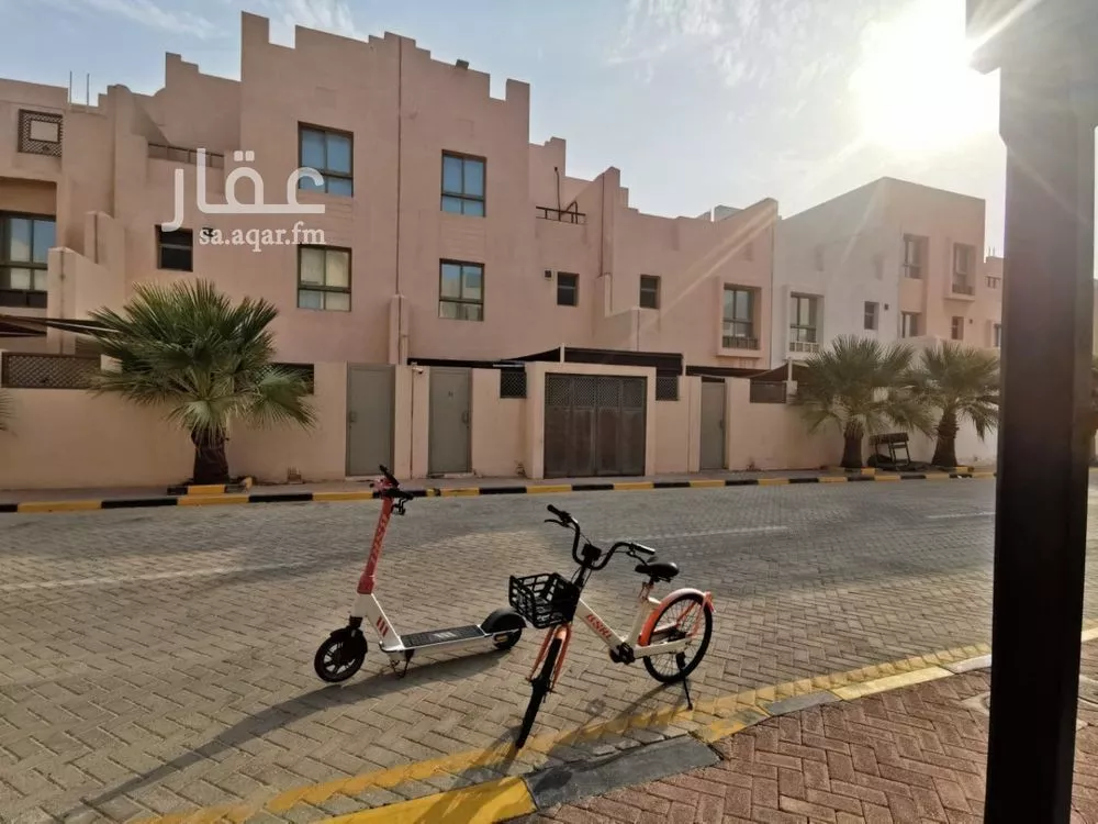 4 bedroom villa in Al Murjan 25