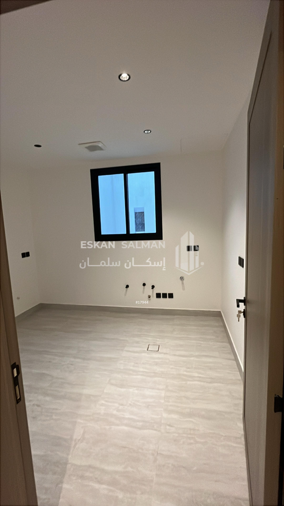 8 bedroom villa in Al Zahrah, Riyadh 3