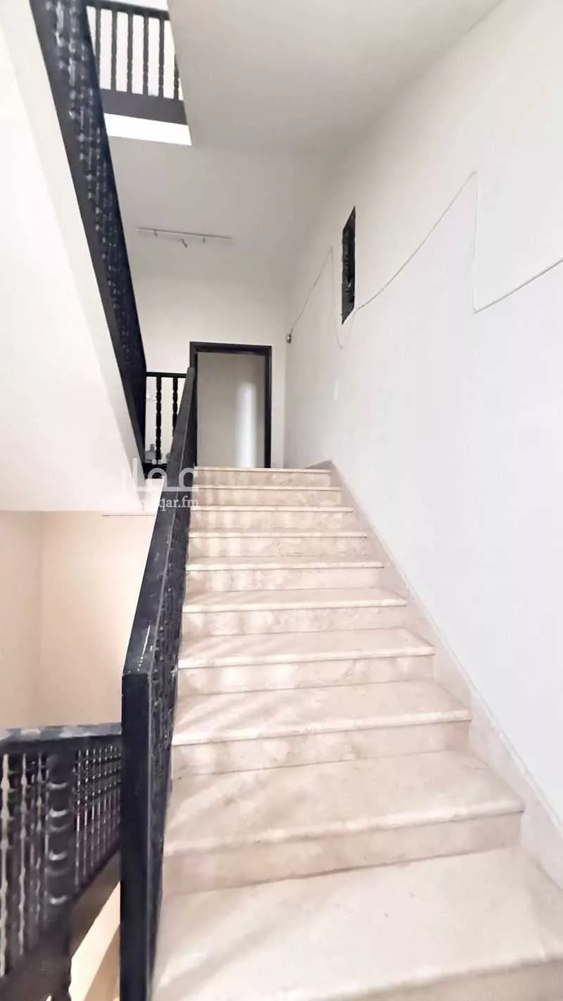 5 bedroom floor in As Suwaidi 4