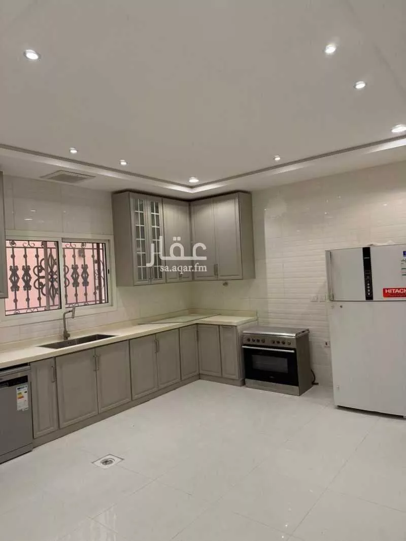 5 bedroom floor in Al Rimal 8