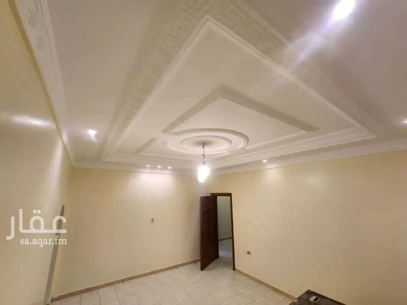 3 bedroom apartment in Al Rabwa 4