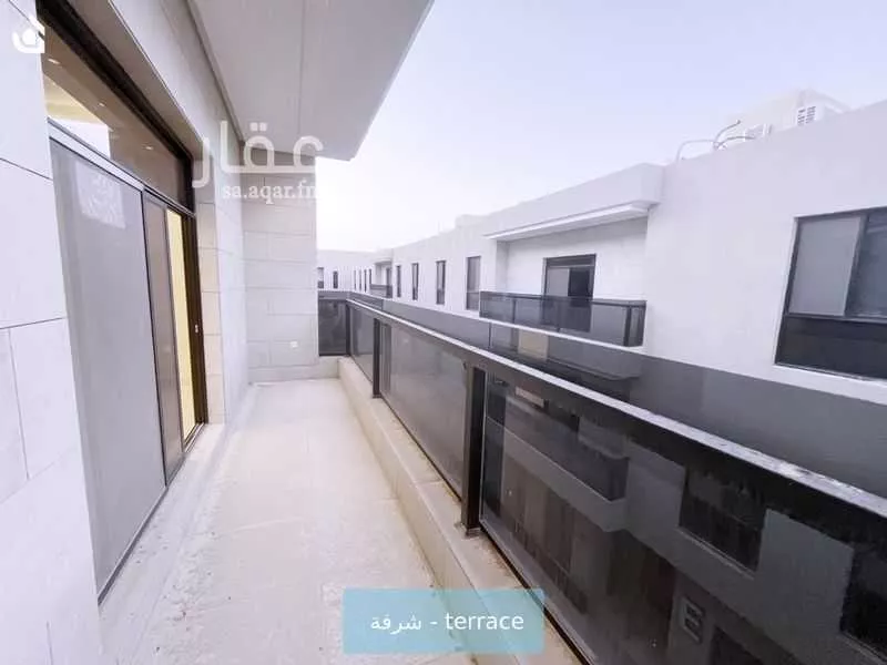 3 bedroom apartment in Al Aridh 13