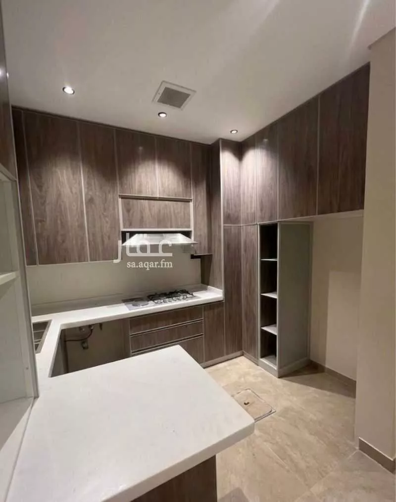 3 bedroom floor in Al Yasmin 4