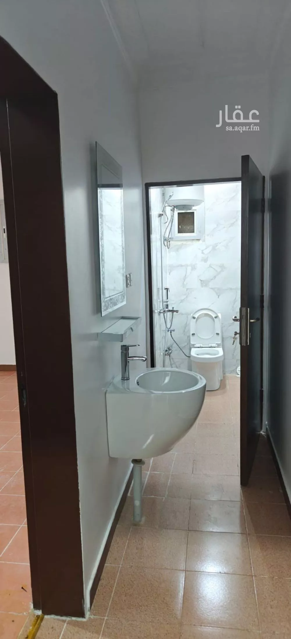 4 bedroom floor in Dhahrat Laban 8