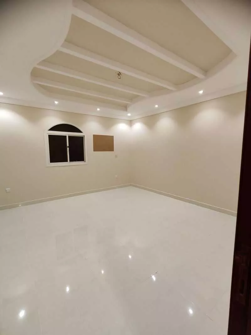 4 bedroom apartment in Al Ajawid, Jeddah 3
