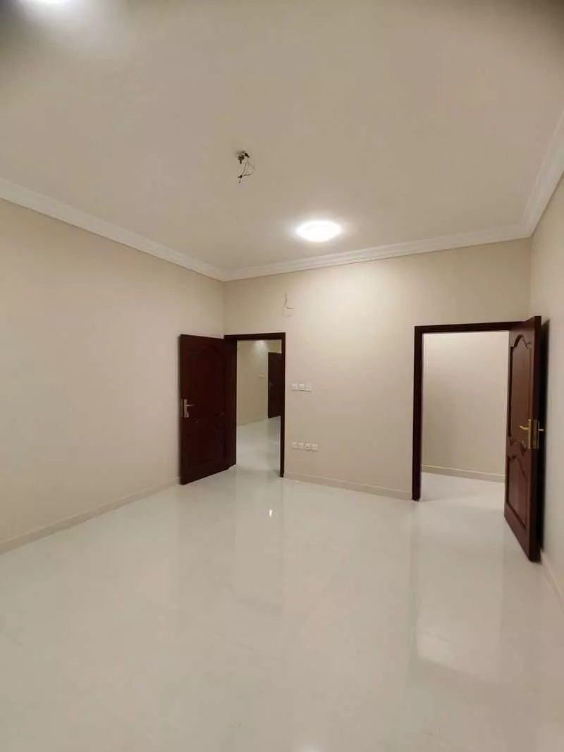 4 bedroom apartment in Al Ajawid, Jeddah 7
