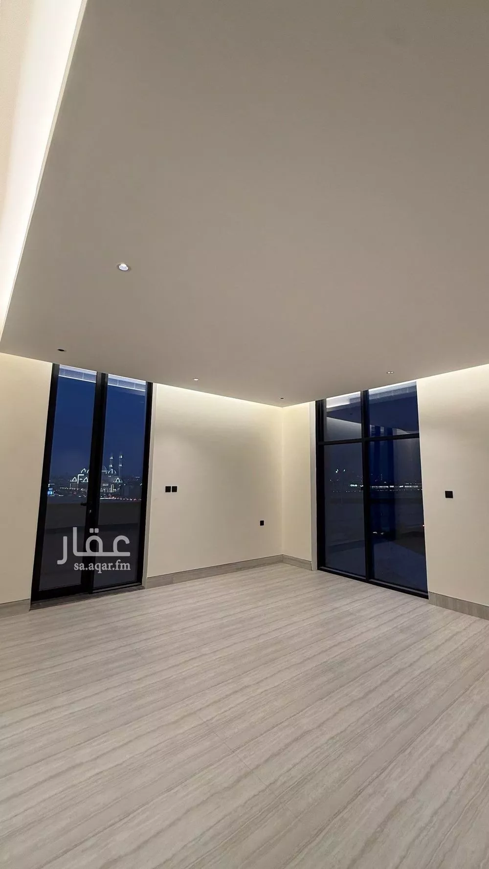 5 bedroom villa in Al Narjis 8