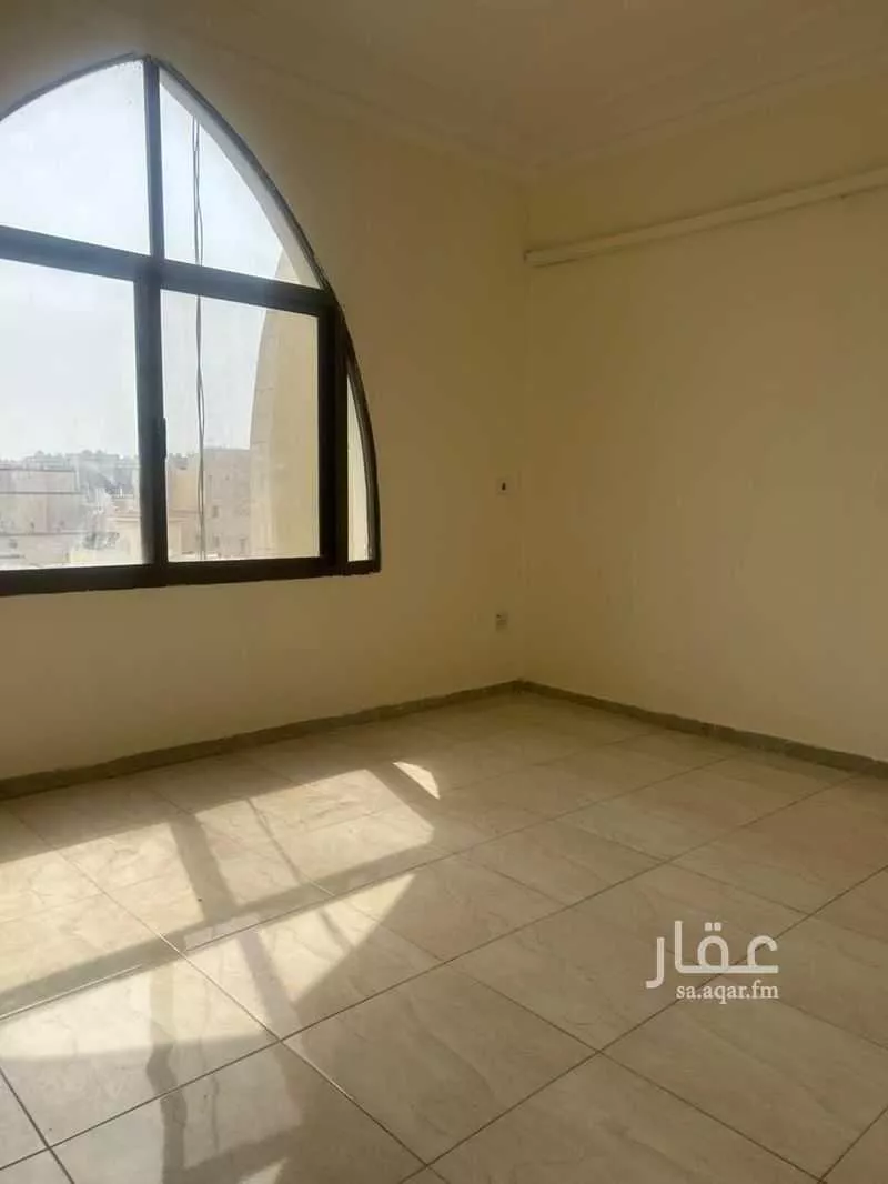 2 bedroom apartment in Al Rawdah 6