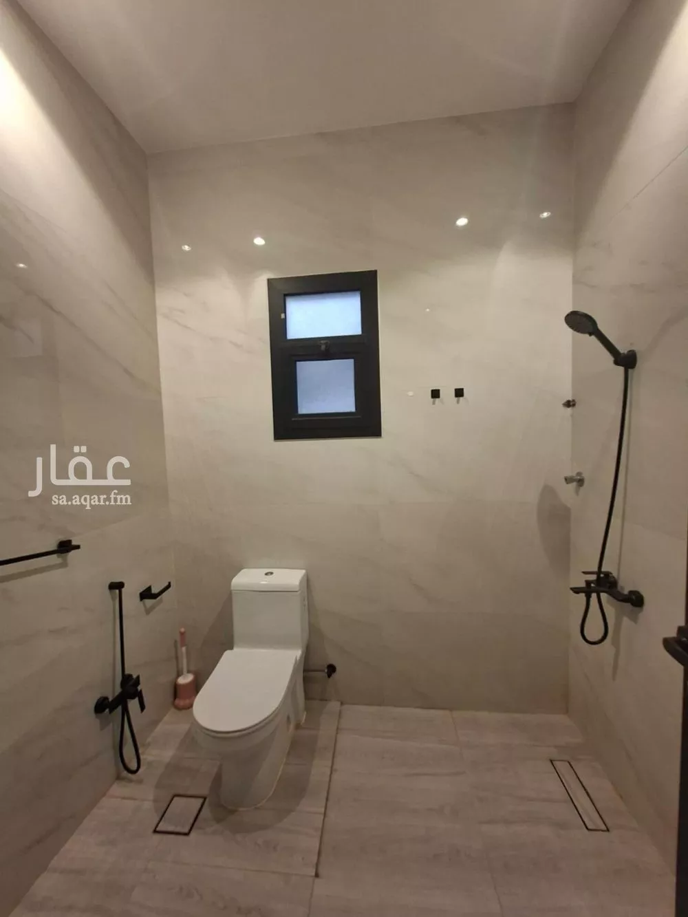 دور 3 غرف في النرجس 13