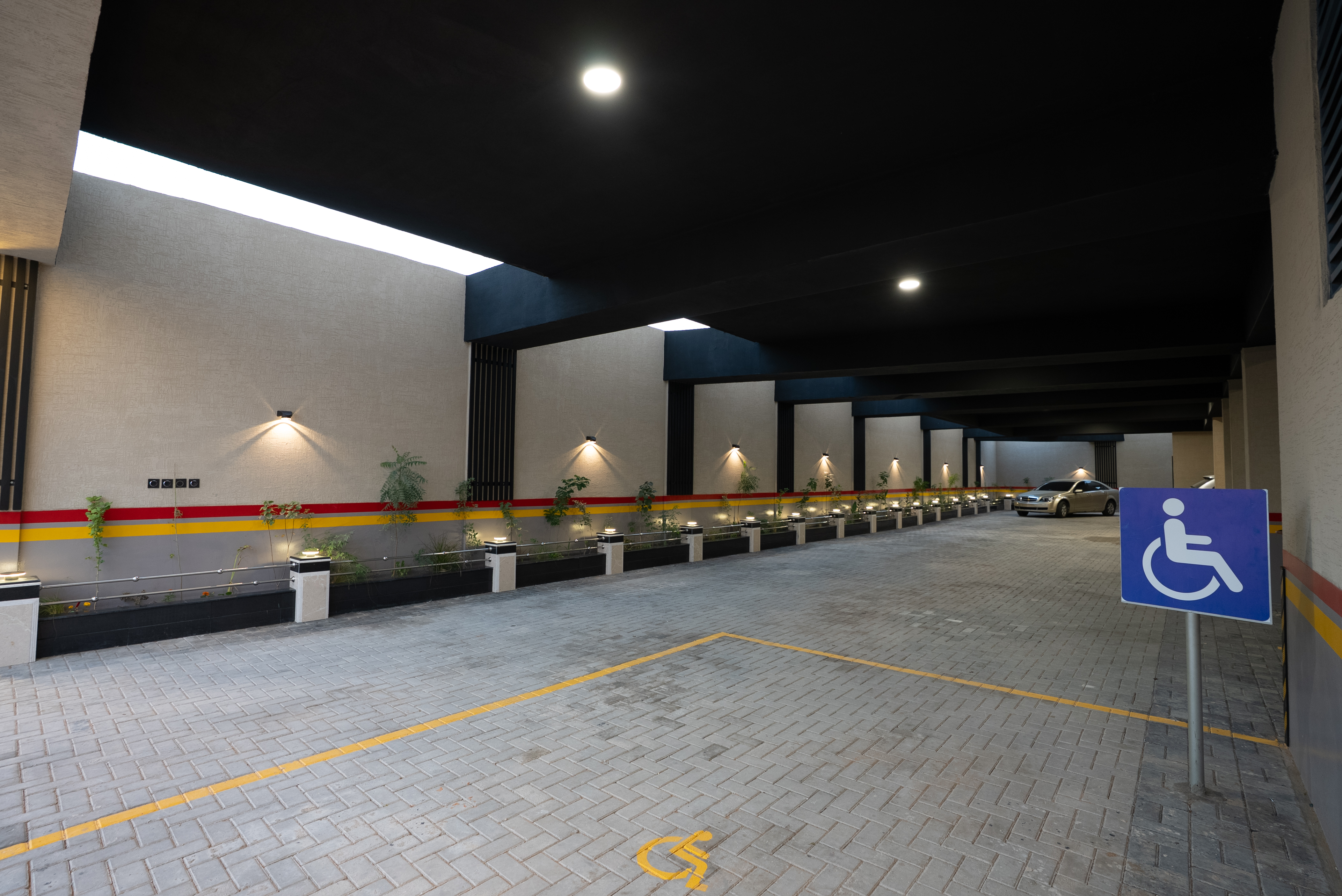 apartment in Dhahrat Laban 13