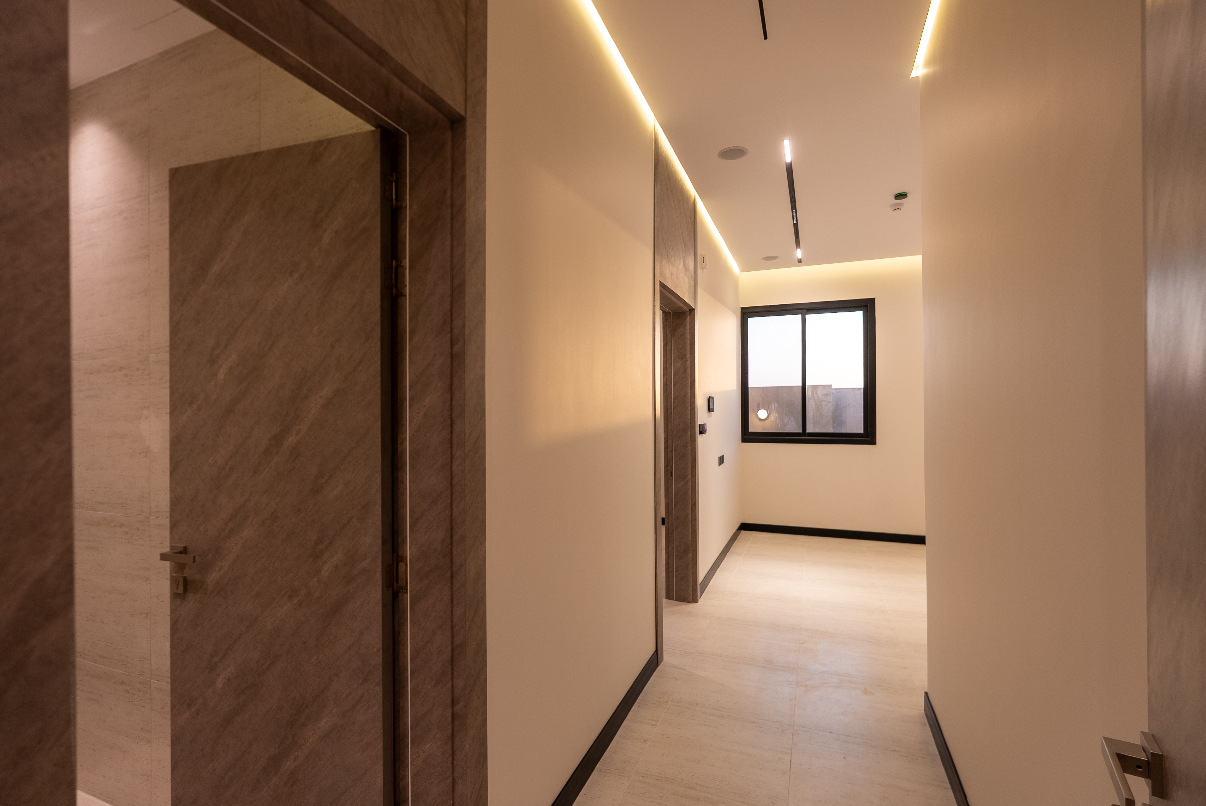 3 bedroom apartment in Dhahrat Laban 7
