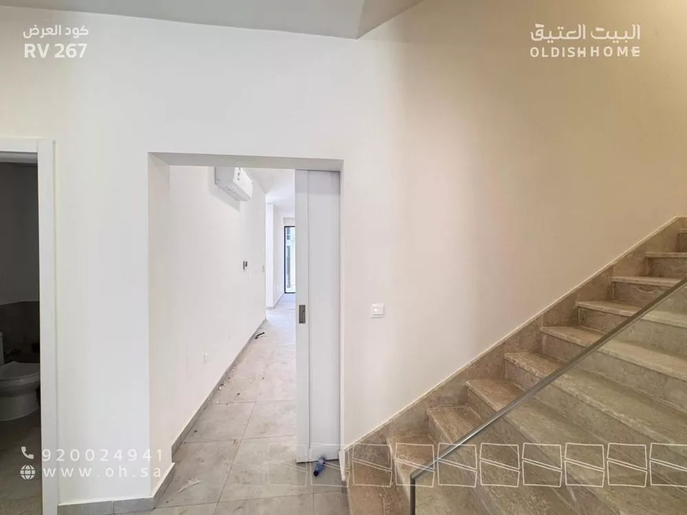 5 bedroom villa in Al Narjis 25