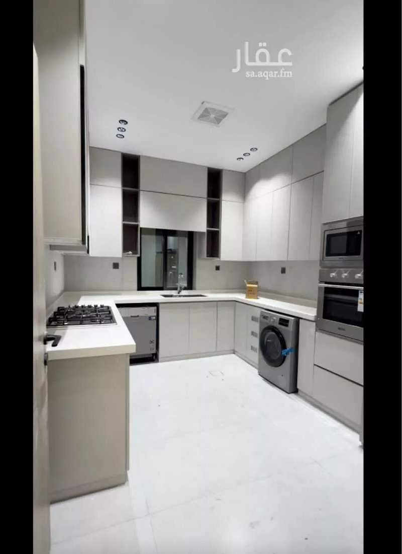 3 bedroom apartment in Al Salamah 11