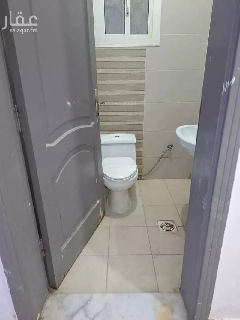1 bedroom apartment in Jeddah 3