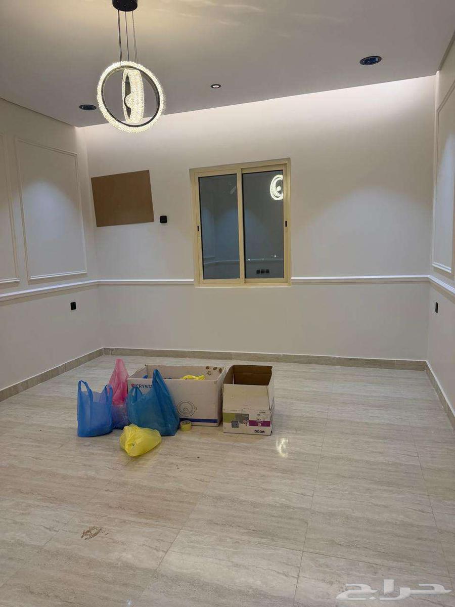 4 bedroom apartment in Al Falah 11