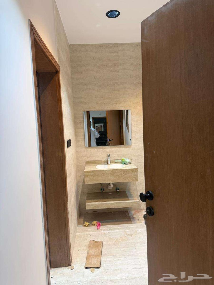 4 bedroom apartment in Al Falah 3