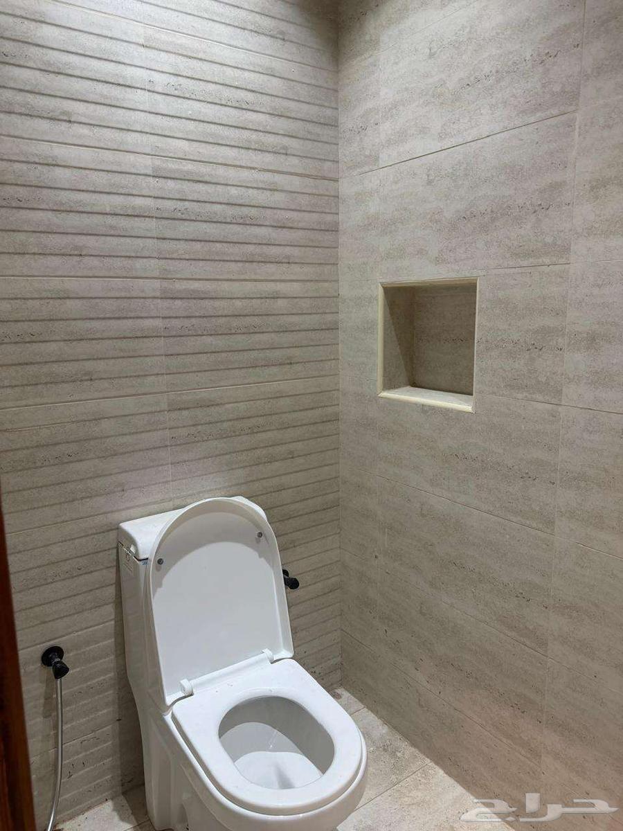 4 bedroom apartment in Al Falah 24