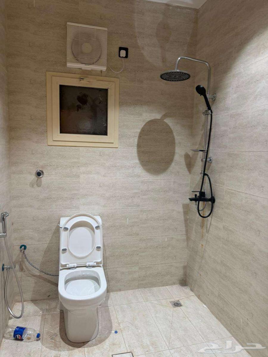 4 bedroom apartment in Al Falah 29